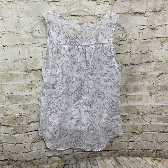 Mystree White Gray Printed Hi Low Tank Top - Picture 4 of 6
